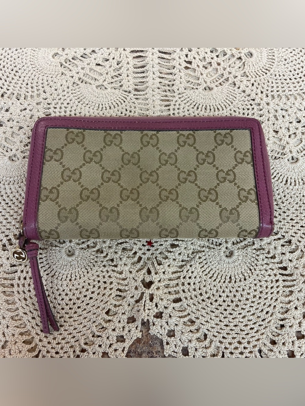 Gucci GG canvas zip-around wallet gently used💕